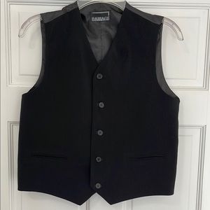Barrage Boys Classic Black Tailored Vest with V-Neckline Size L/16